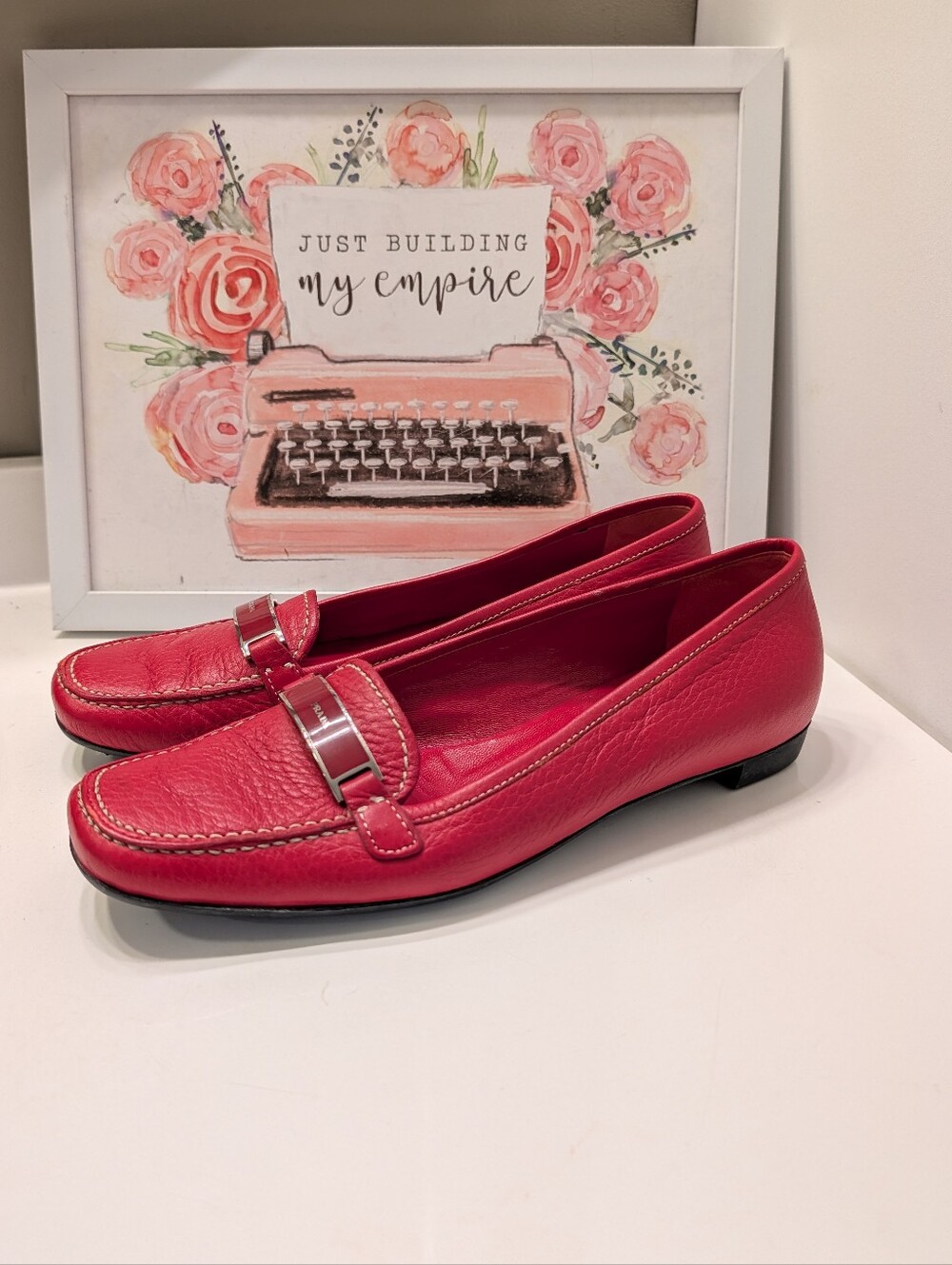 ❤️ Vintage Prada Pebble Leather Slip On Loafers with Metal Logo Bar, 🍒 Red 38.5 - Picture 15 of 16